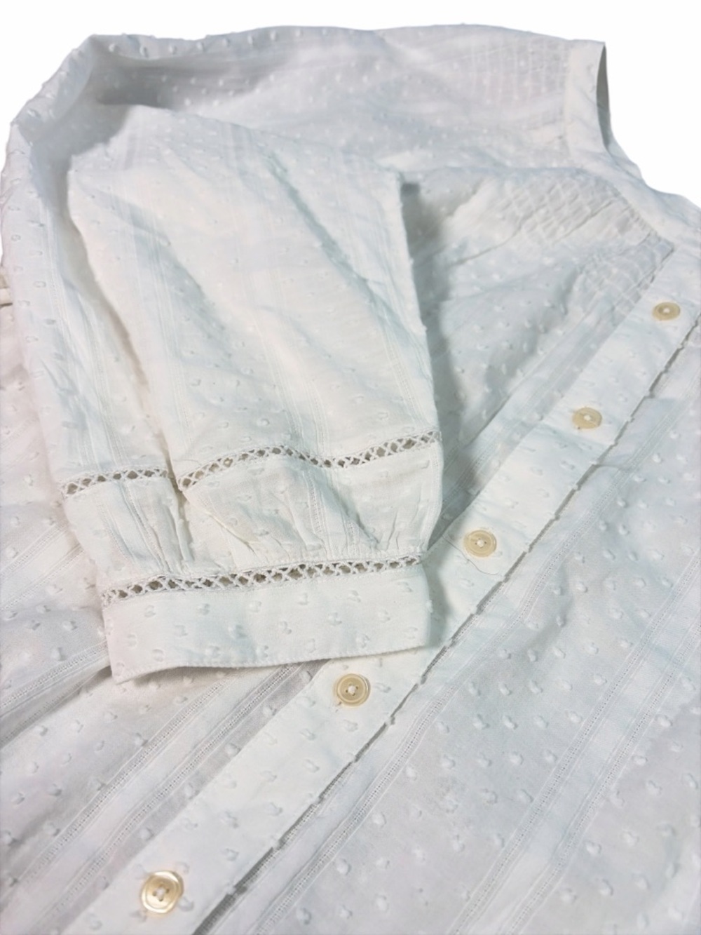 Talbots Top Womens 3Xp White Pleated Polka Dot Textured Button - Picture 3 of 9